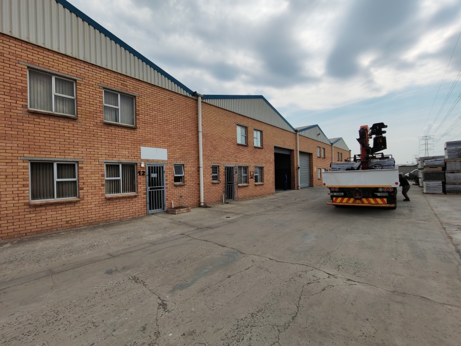To Let Commercial Property for Rent in Broadlands Western Cape